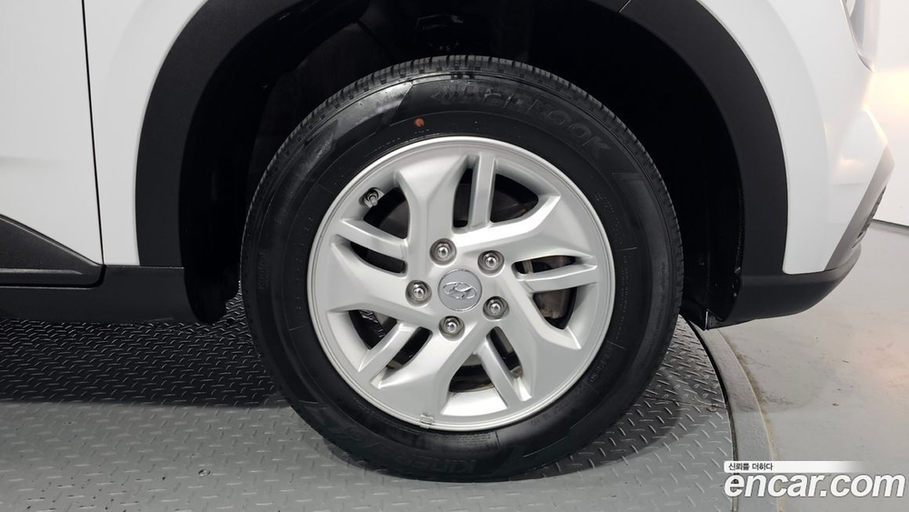 Hyundai Venue 1.6 Modern (07.2020)
