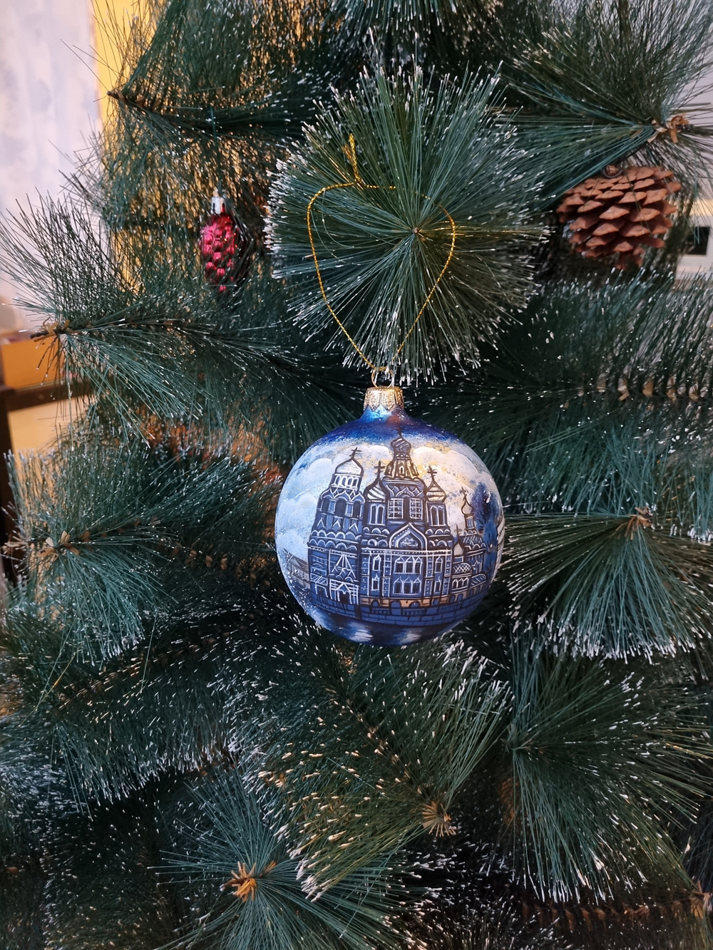 Шар стеклянный "Спас на крови",  ручная роспись