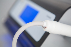 FeetLiner Breeze - Педикюрный аппарат со спреем и подсветкой