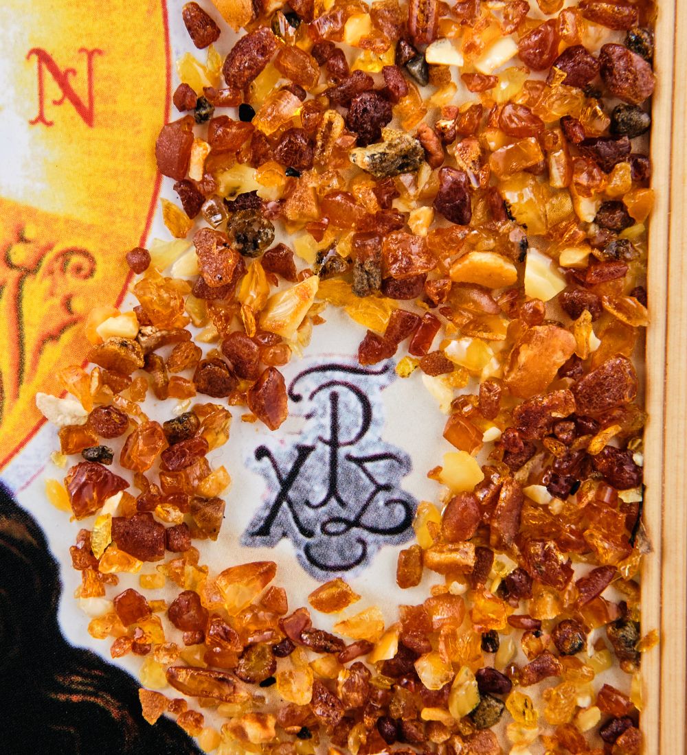 AMB-52/ 2 Икона «Иисус Христос» (с янтарной крошкой) дер.рамка 30х40