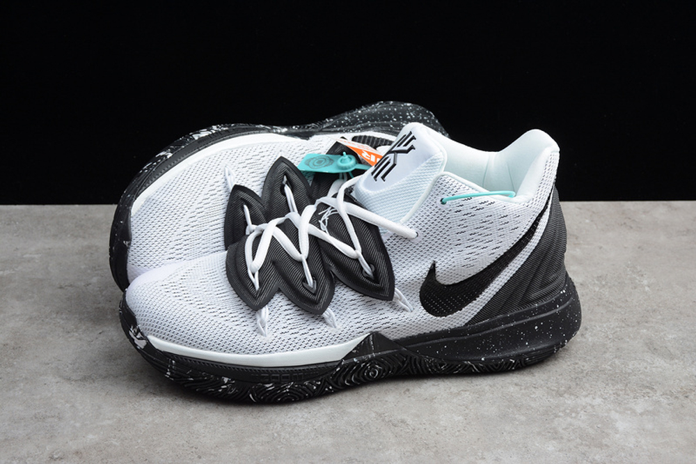 Kyrie 5 krispy kreme best sale