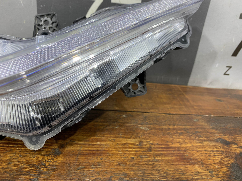 ДХО правый Haval Jolion 21-нв Б/У Оригинал 4137101XST01A