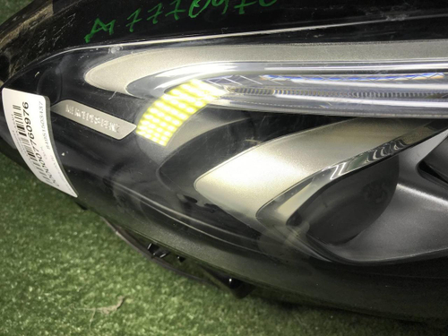 Фара правая Mercedes A W177 (2018-2022) LED
