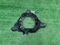 Кронштейн ПТФ правый Toyota Land Cruiser 200 15-21