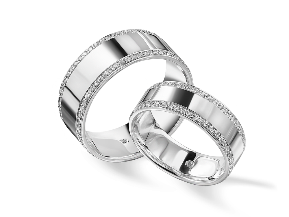 Обручальное кольцо с бриллиантами