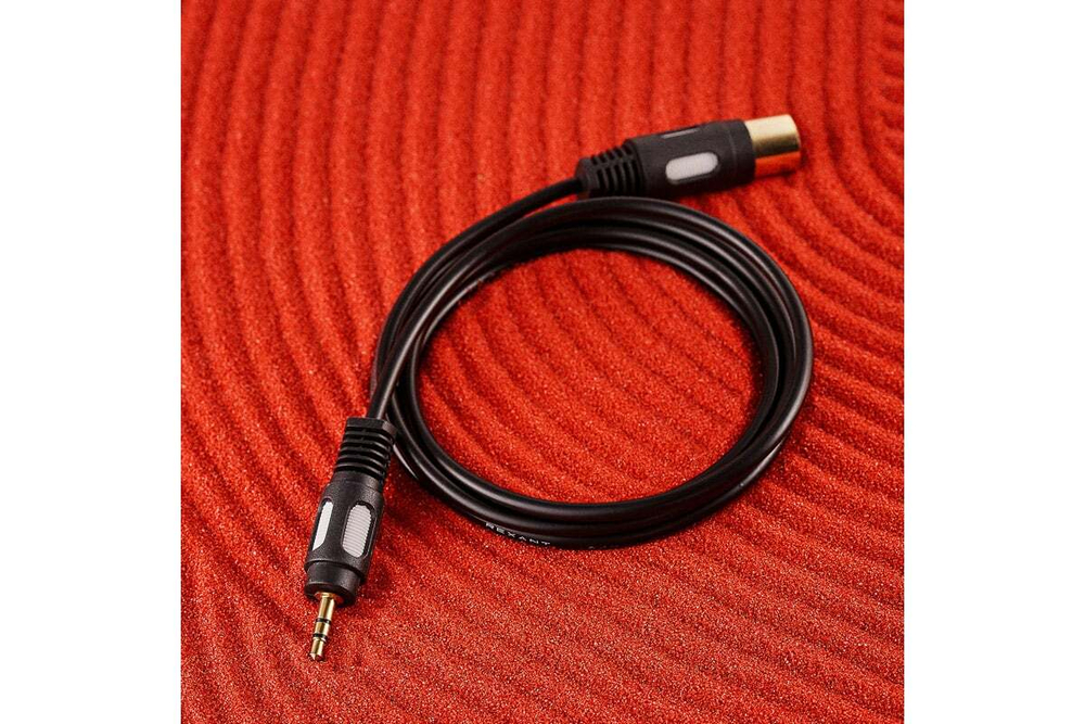 Кабель REXANT DIN 5 Pin - Stereo 3,5 мм 1,5 м Gold 17-2502