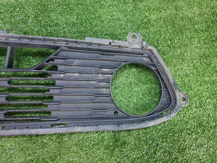 Решетка переднего бампера Kia Cerato 4 (2018-2021)