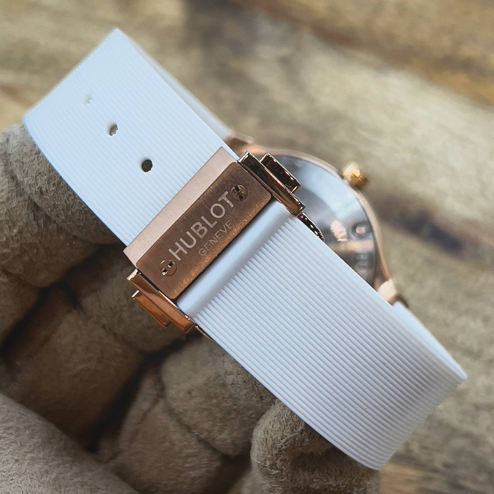Часы Hublot