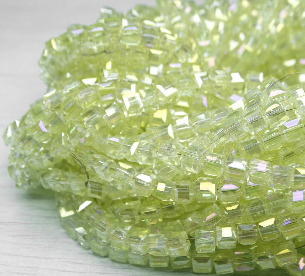 БВ004ДС4 Хрустальные бусины квадратные, цвет: лимонный AB прозрачный, размер 4 мм, кол-во: 44-45 шт.