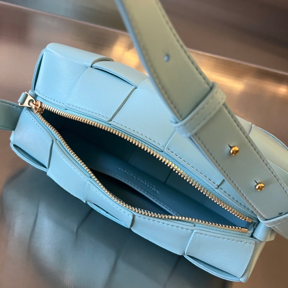 Bottega Veneta Small Brick Cassette 23 cm