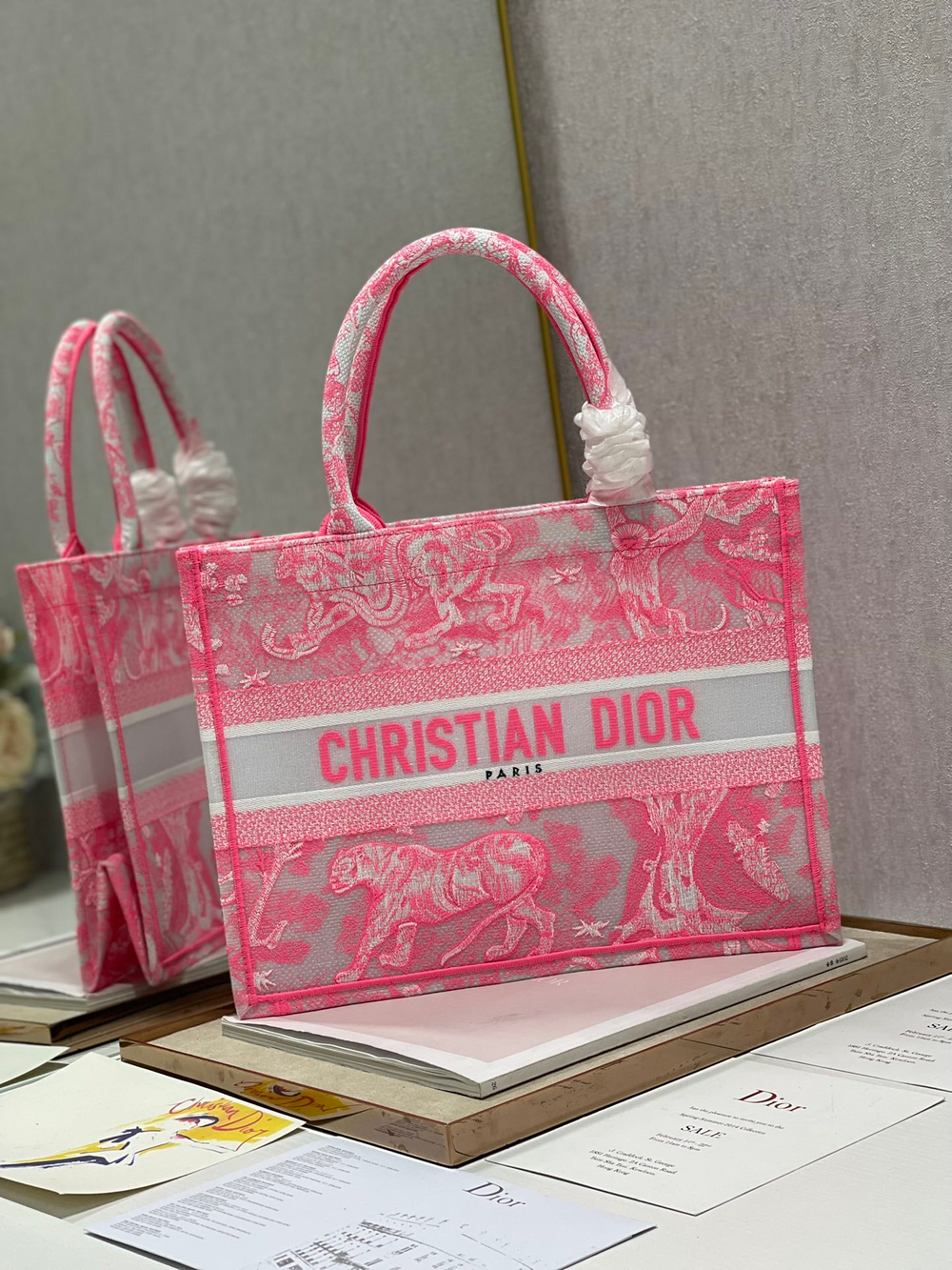 Christian Dior Book Tote 36 cm