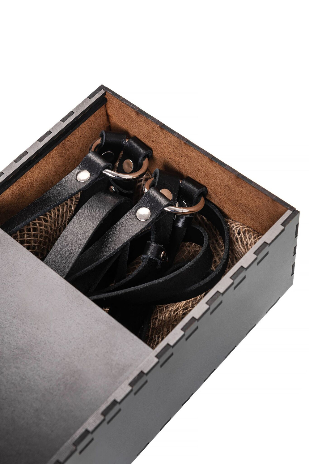 Черная кожаная портупея «Осанка»