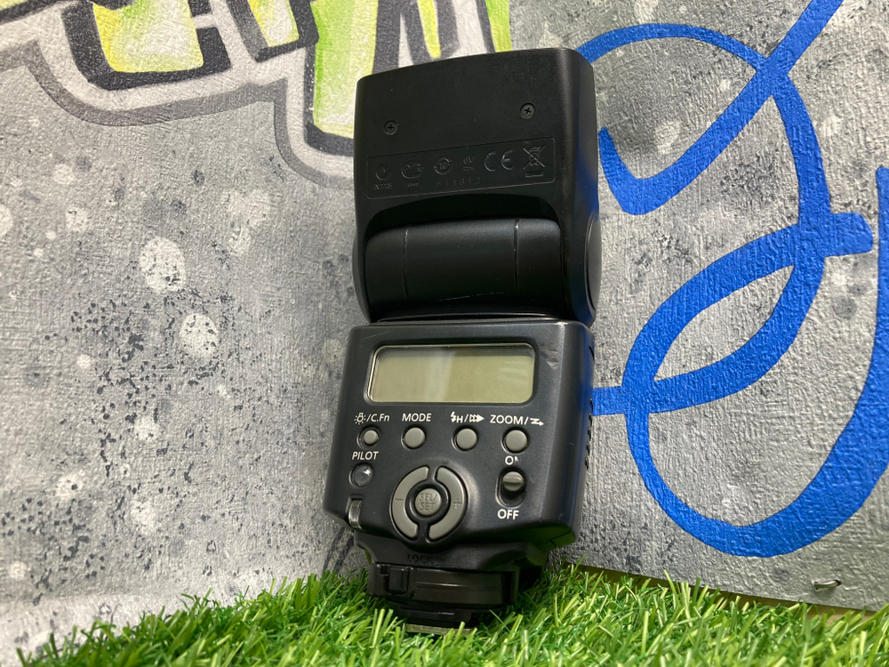 Canon Speedlite 430EX II