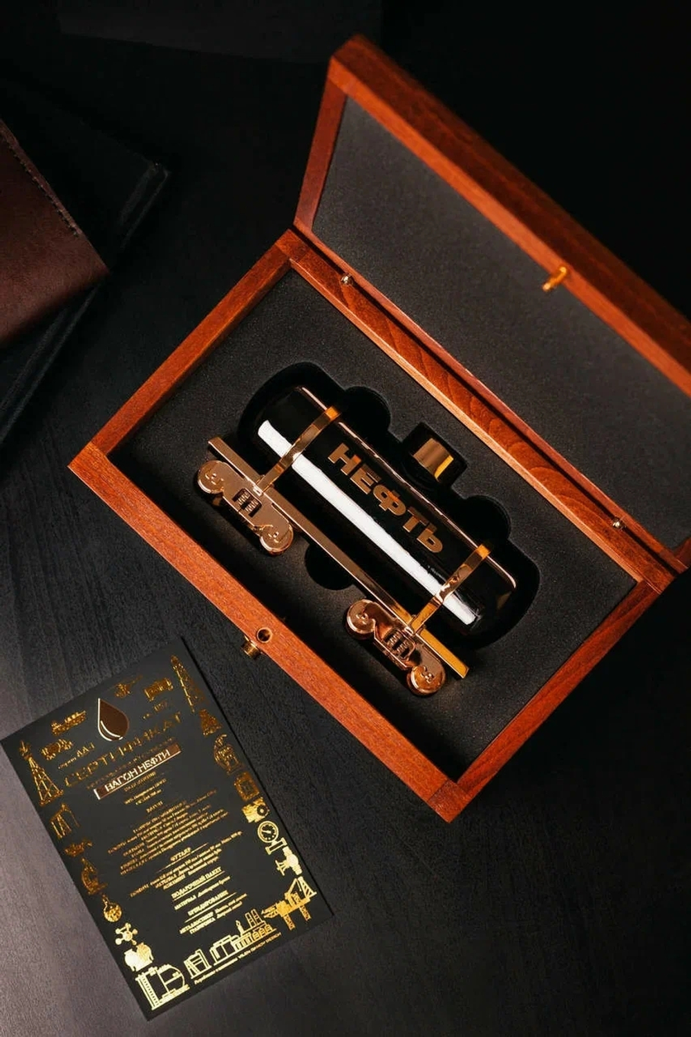 Сувенирный вагон "Баррель нефти" в подарок нефтянику"