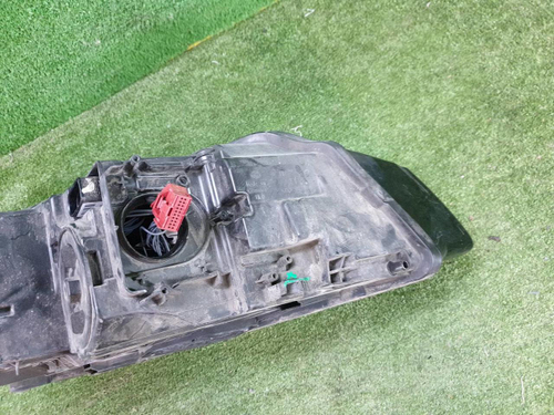Фара левая Audi A8 D4 (2013-2017) LED