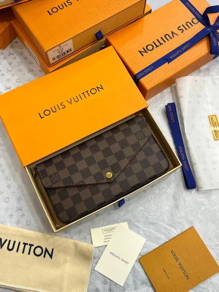 Клатч Louis Vuitton Felicie канва Damier Ebene коричневый
