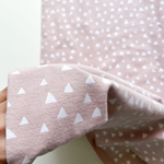 Фланель Треугольники на розовом фоне