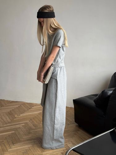 Серый женский костюм с брюками ThePuh