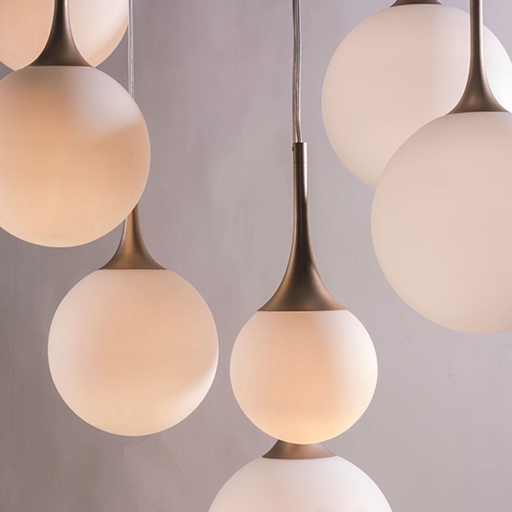 813093 Люстра GLOBO 9х40W E14 шампань/белый