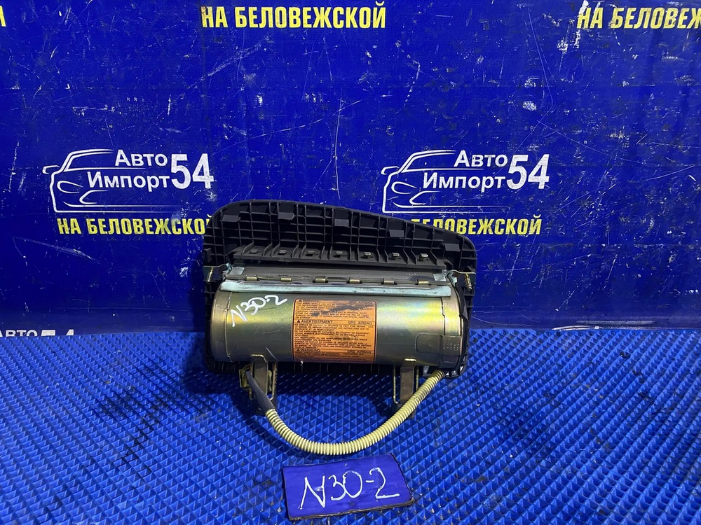 Подушка безопасности пассажирская NISSAN R'NESSA 1997