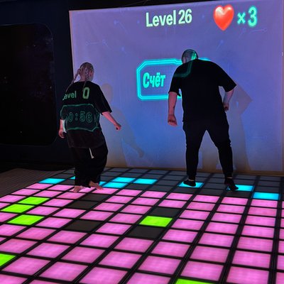 Интерактивный светодиодный пол с проектором «Арена Pixel Battle Plus» 187 шт