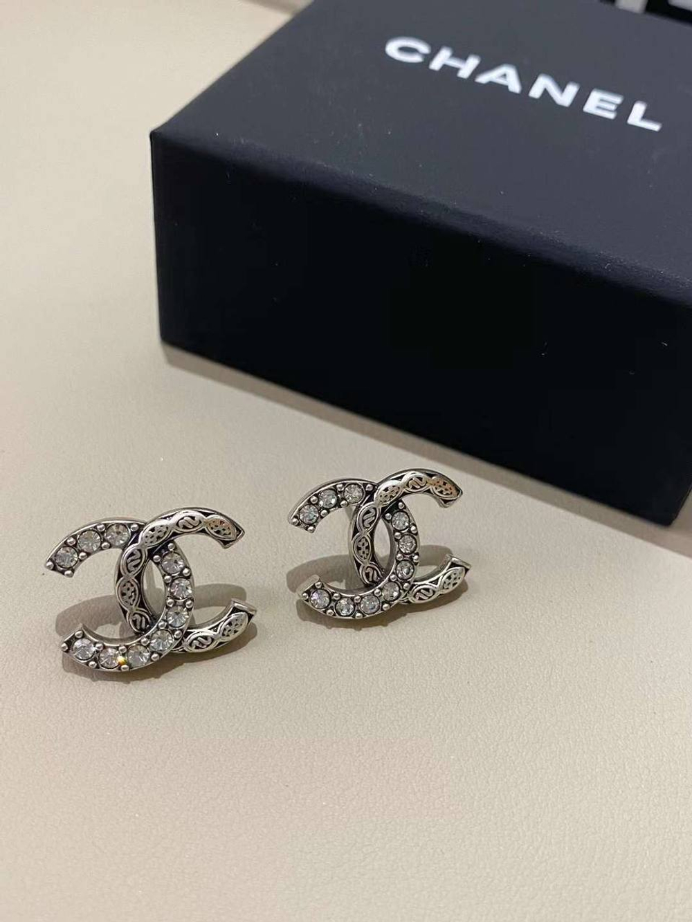 Серьги CHANEL