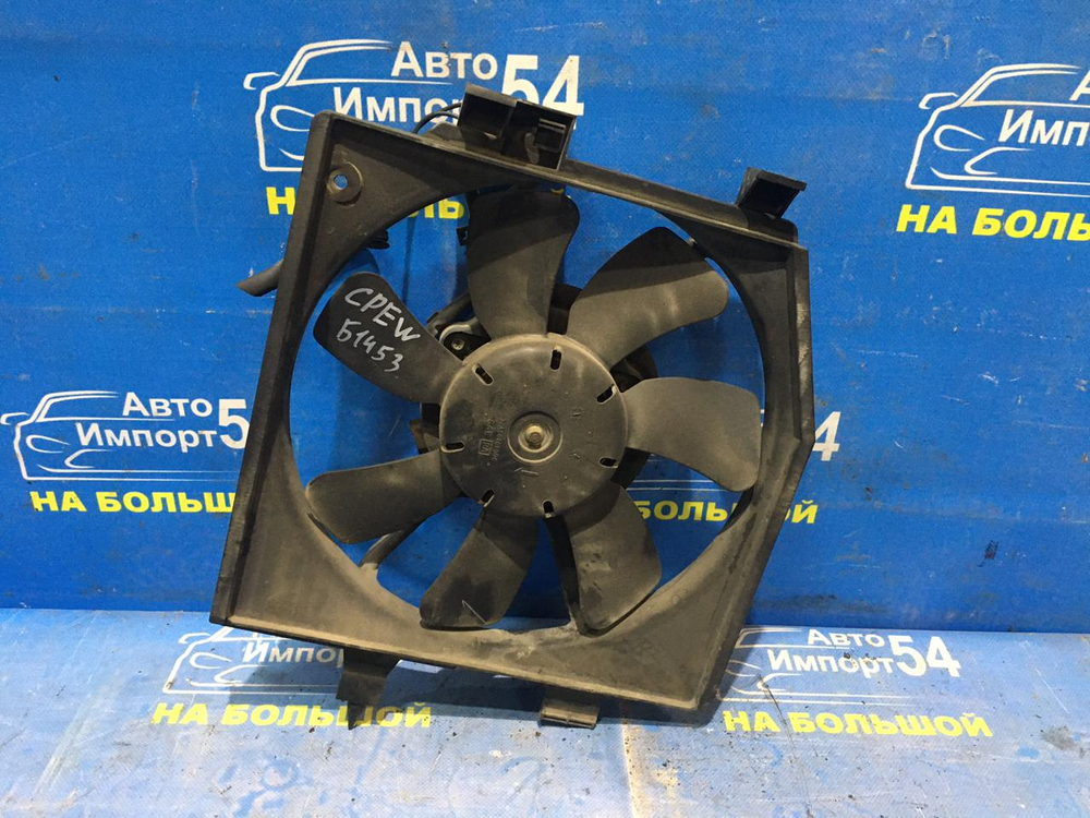 Диффузор радиатора кондиционера MAZDA PREMACY 2001-2005