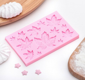 Молд силиконовый «Кленовые листья», 9,5х6,3 см.