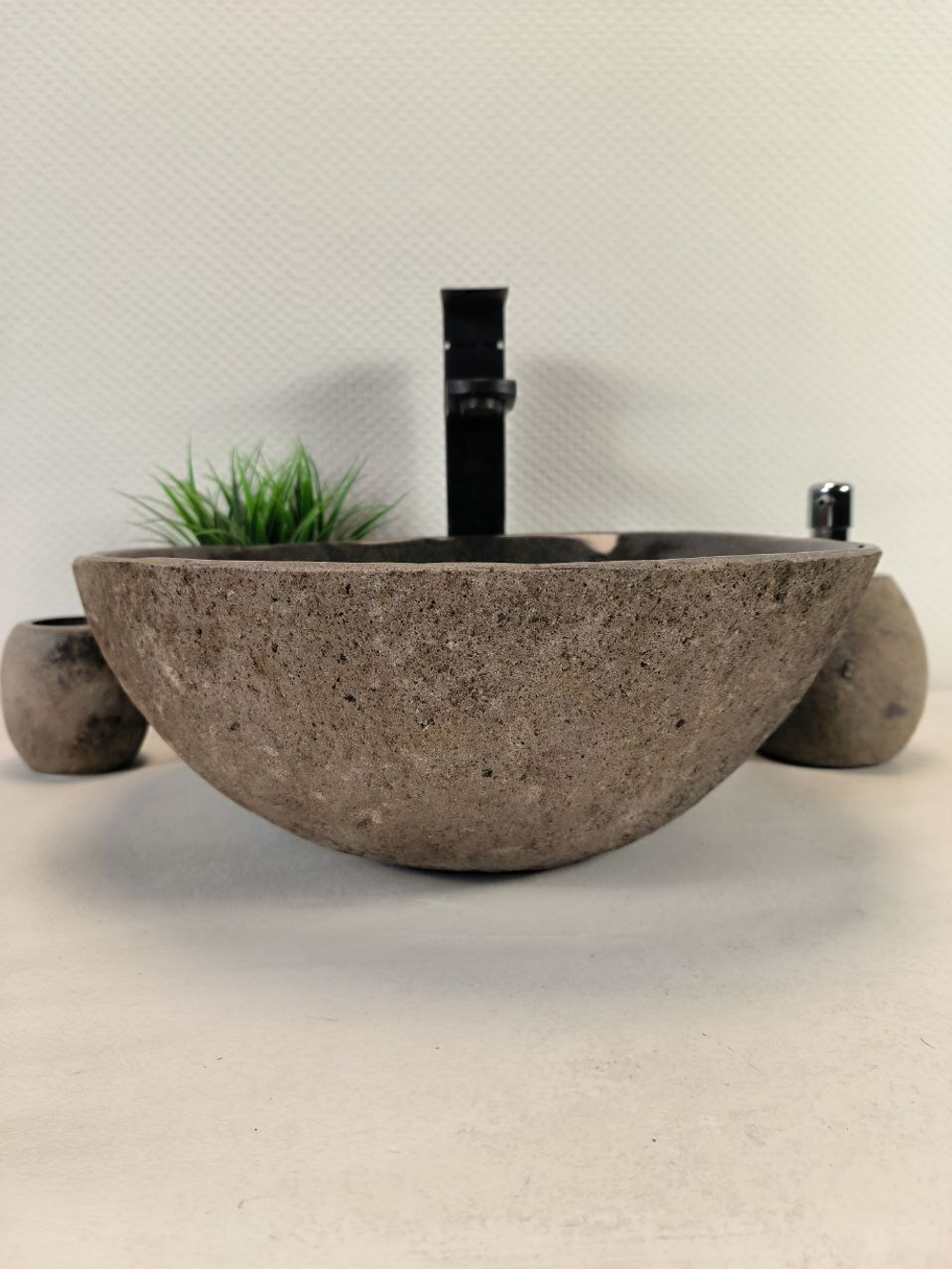 Раковина из речного камня RS-65614 37*36*14 0860