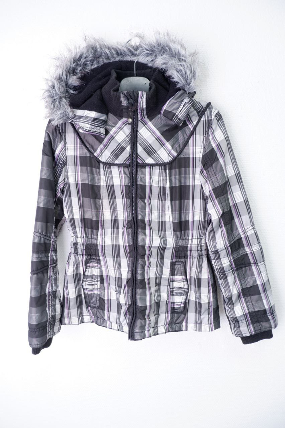 Куртка в клетку демисезонная на 14 лет