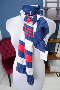 Шарф шелковый