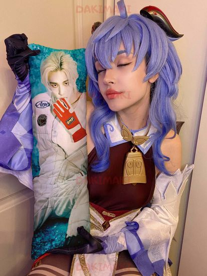 Мини дакимакура Хёнджин из Стрей Кидс | Stray Kids арт. M1029, 60х20 см