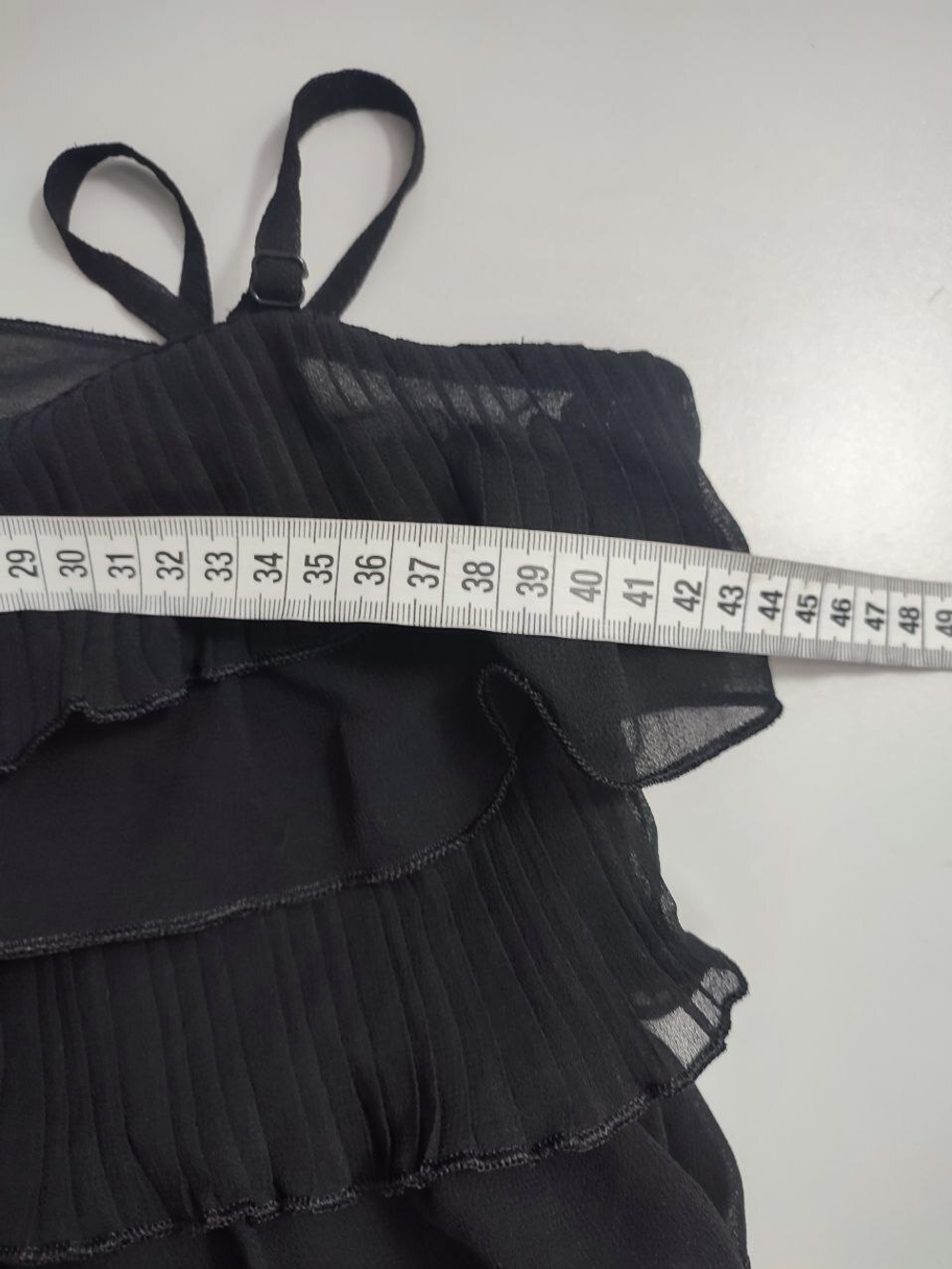 Платье H&M красивое 44 размер