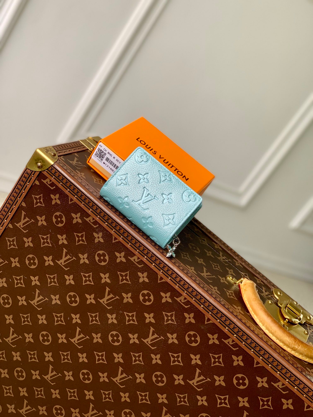 Louis Vuitton Clea Wallet