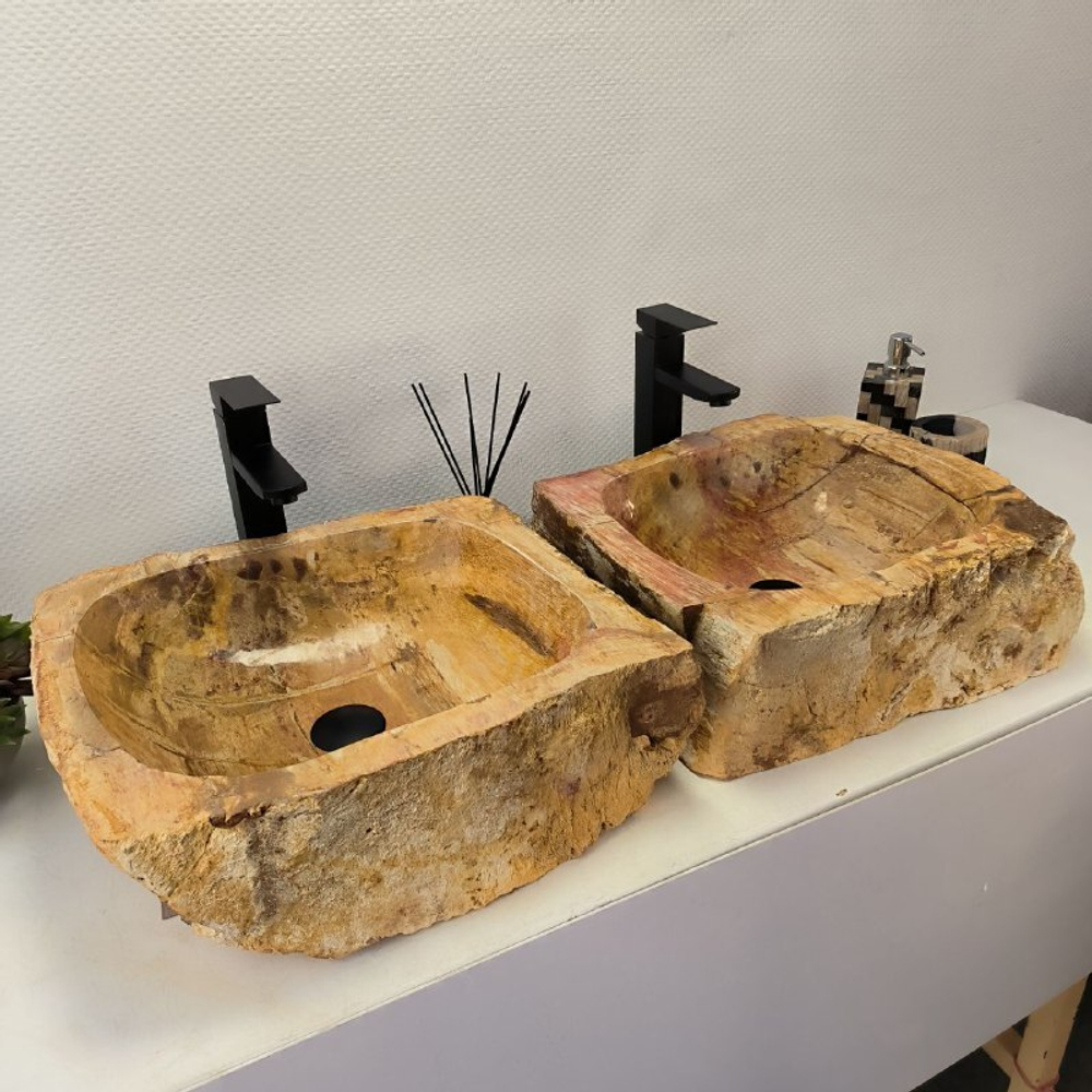 Раковина из окаменелого дерева OD-62447 47*42*15 2шт