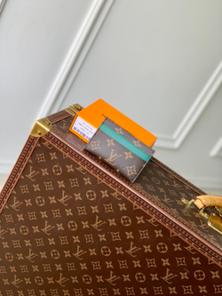 Louis Vuitton Double Card Holder