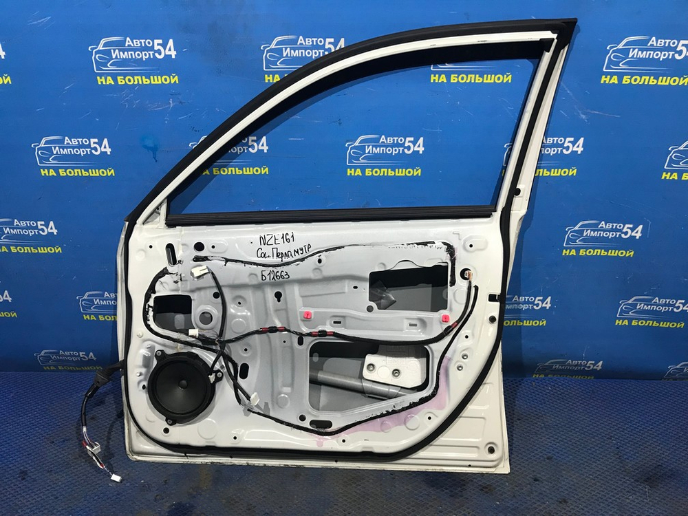 Дверь передняя правая TOYOTA COROLLA AXIO 2012-2017