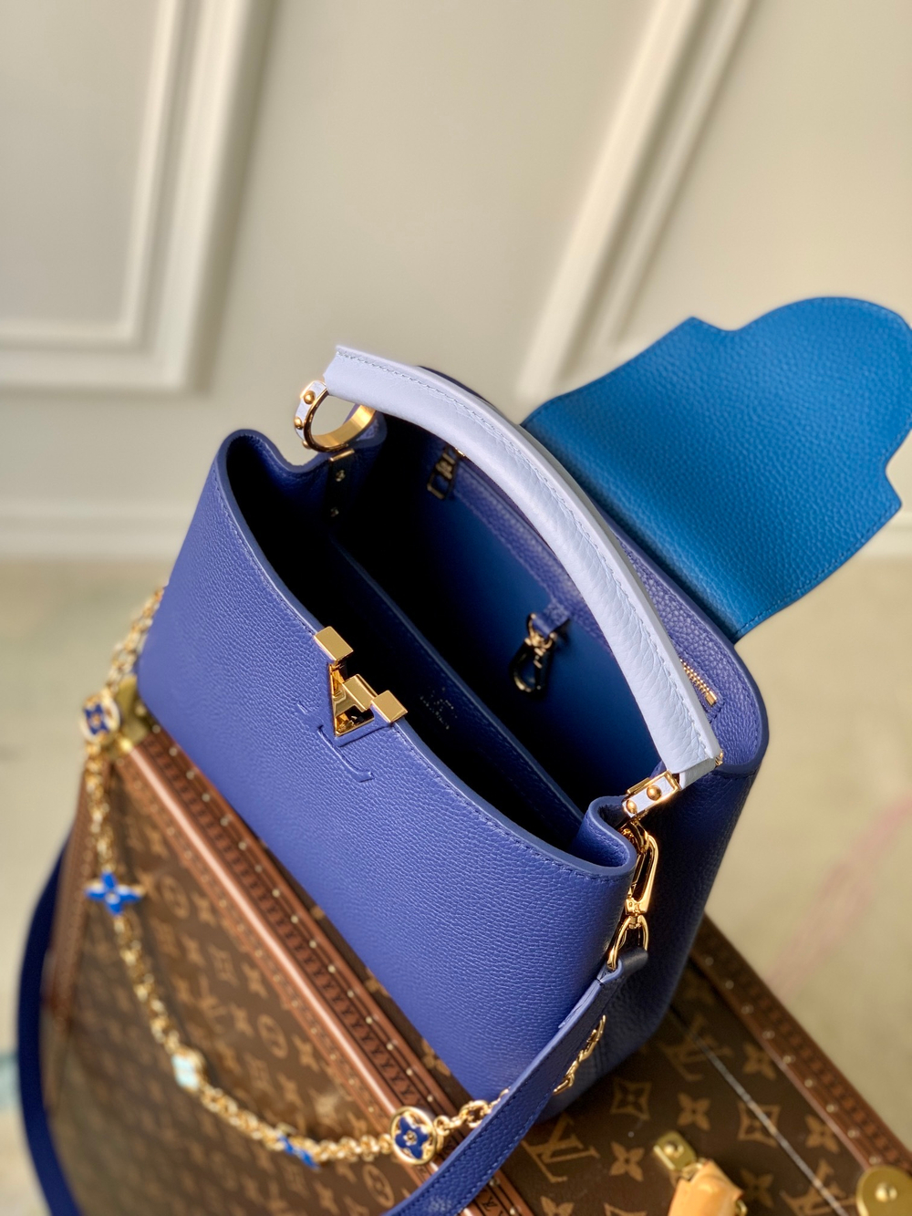 Louis Vuitton Capucines BB