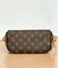 Сумка Louis Vuitton