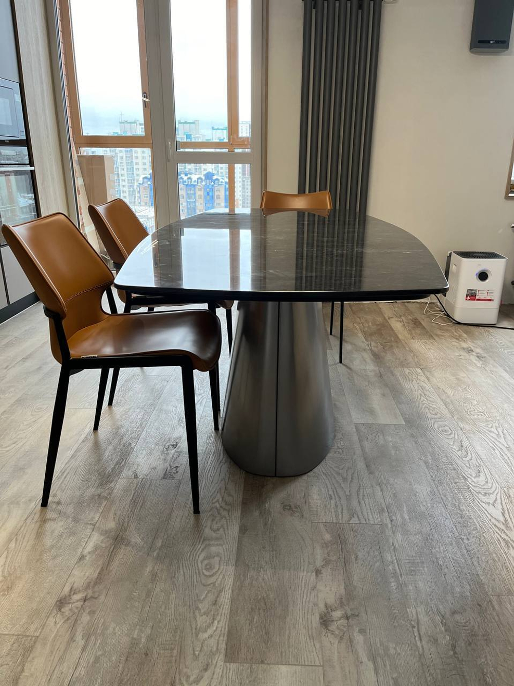 Стильный стол Камчатка