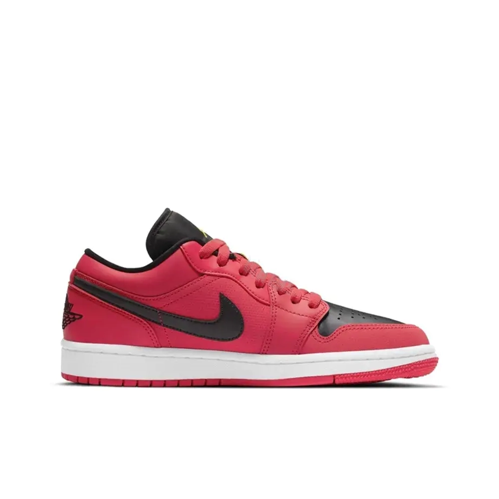 Женские кроссовки Air Jordan 1 Low 'Siren Red' DC0774-600