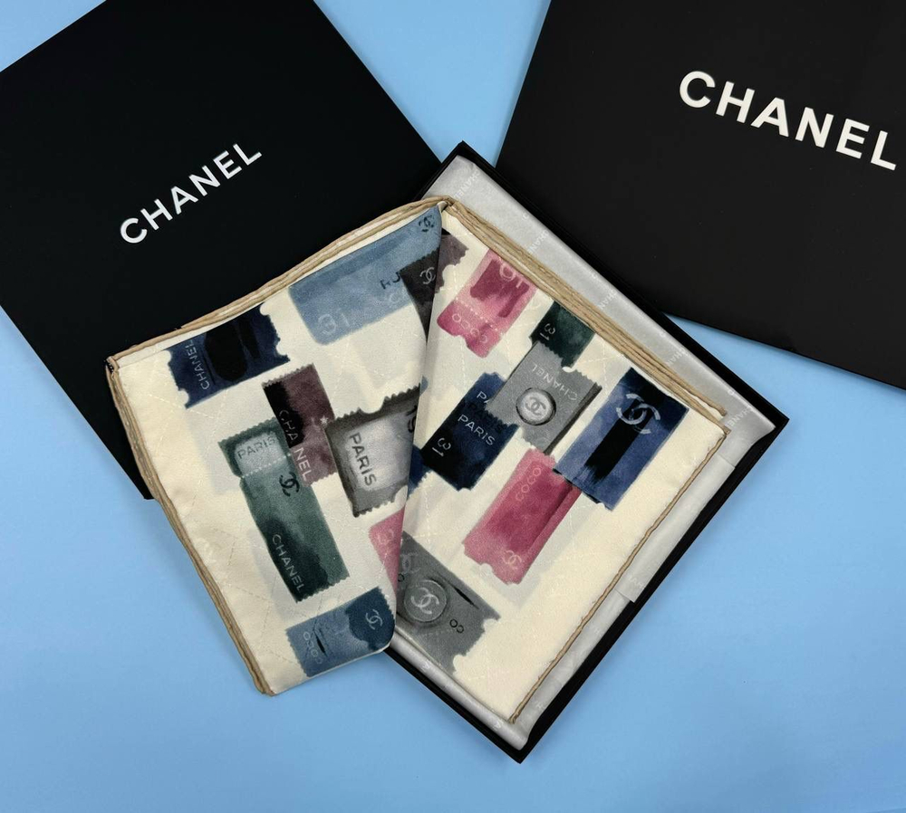 Платок CHANEL