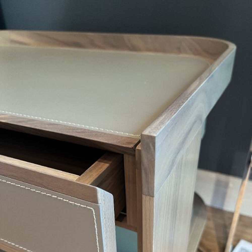 Тумбочка Giorgetti ARCHIBALD 70070