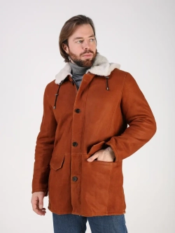 Дубленка зимняя натуральная с капюшоном