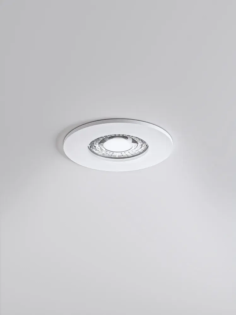 Встраиваемый влагозащищенный светильник interiorlight AQUA-3-W