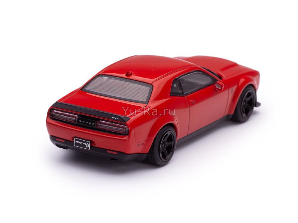 Dodge Challenger SRT Demon V8 6.2L 2018 red Solido 1:43