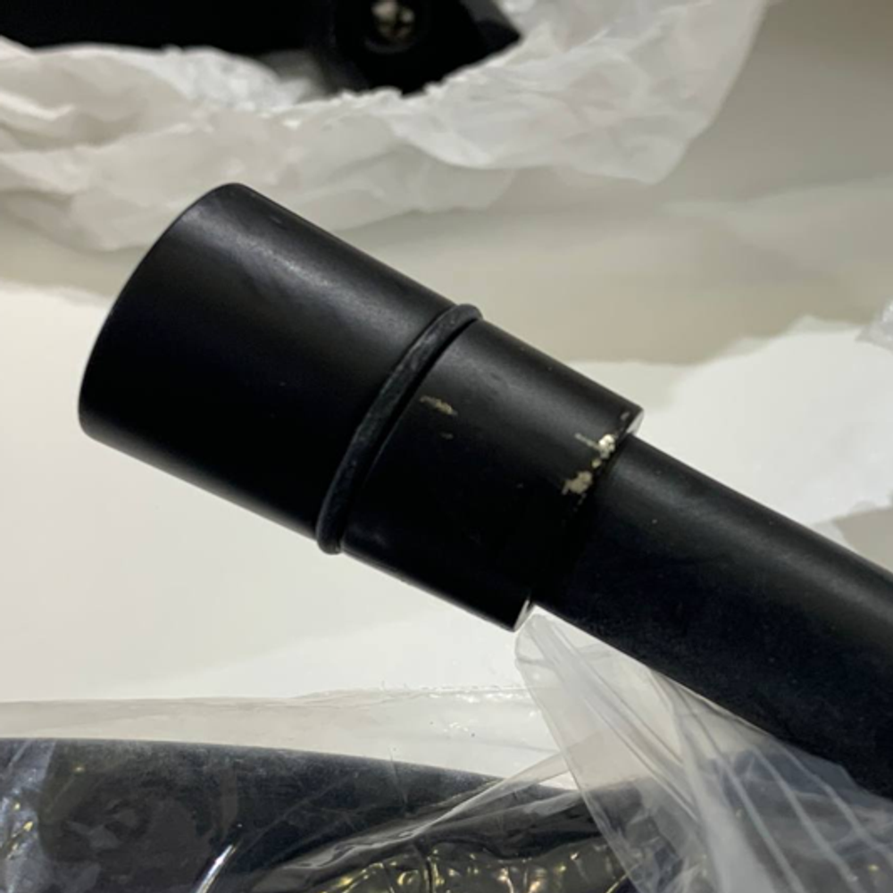 Смеситель для ванны с изливом и душевым комплектом NEW FLY 570502BTNM-70 черный