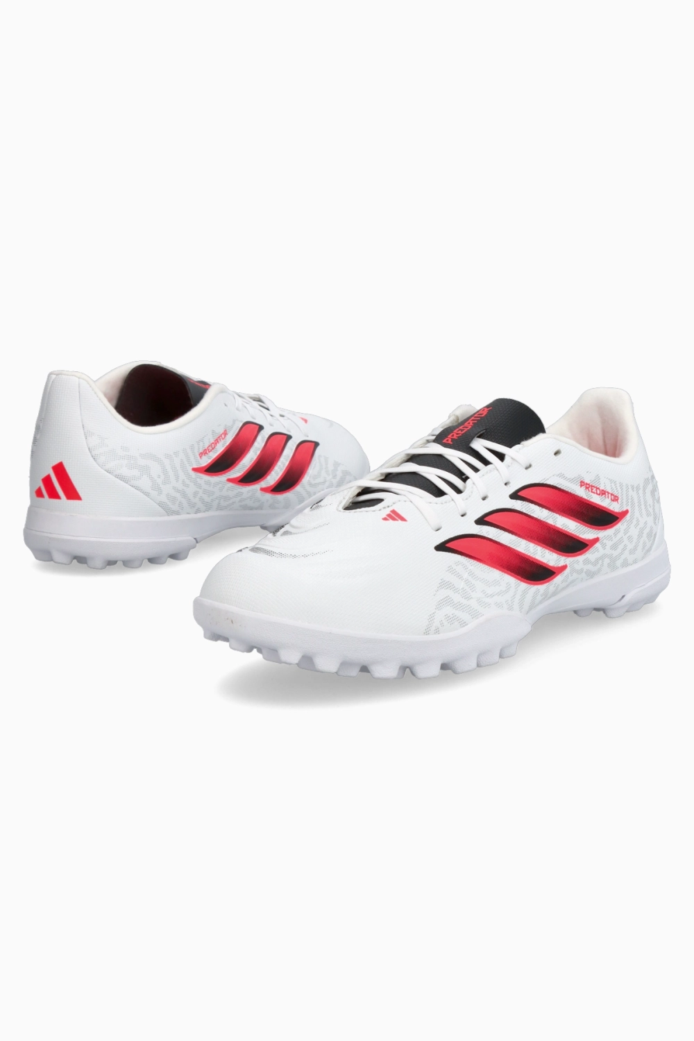 Сороконожки adidas Predator Club TF - белый
