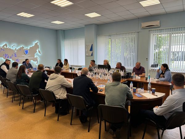 ПРОИЗВОДИТЕЛИ ИЗ ЛЕНИНГРАДСКОЙ ОБЛАСТИ ПОСЕТИЛИ ЧЗЭО В РАМКАХ БИЗНЕС-МИССИИ