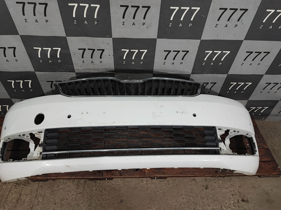 Бампер передний Skoda Rapid 1 12-20 Б/У Оригинал 60U807221F